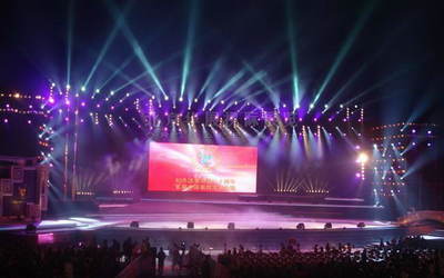 北京燈光租賃_舞臺(tái)燈光租賃_燈光設(shè)備出租_年會(huì)會(huì)場(chǎng)舞美演出燈光
